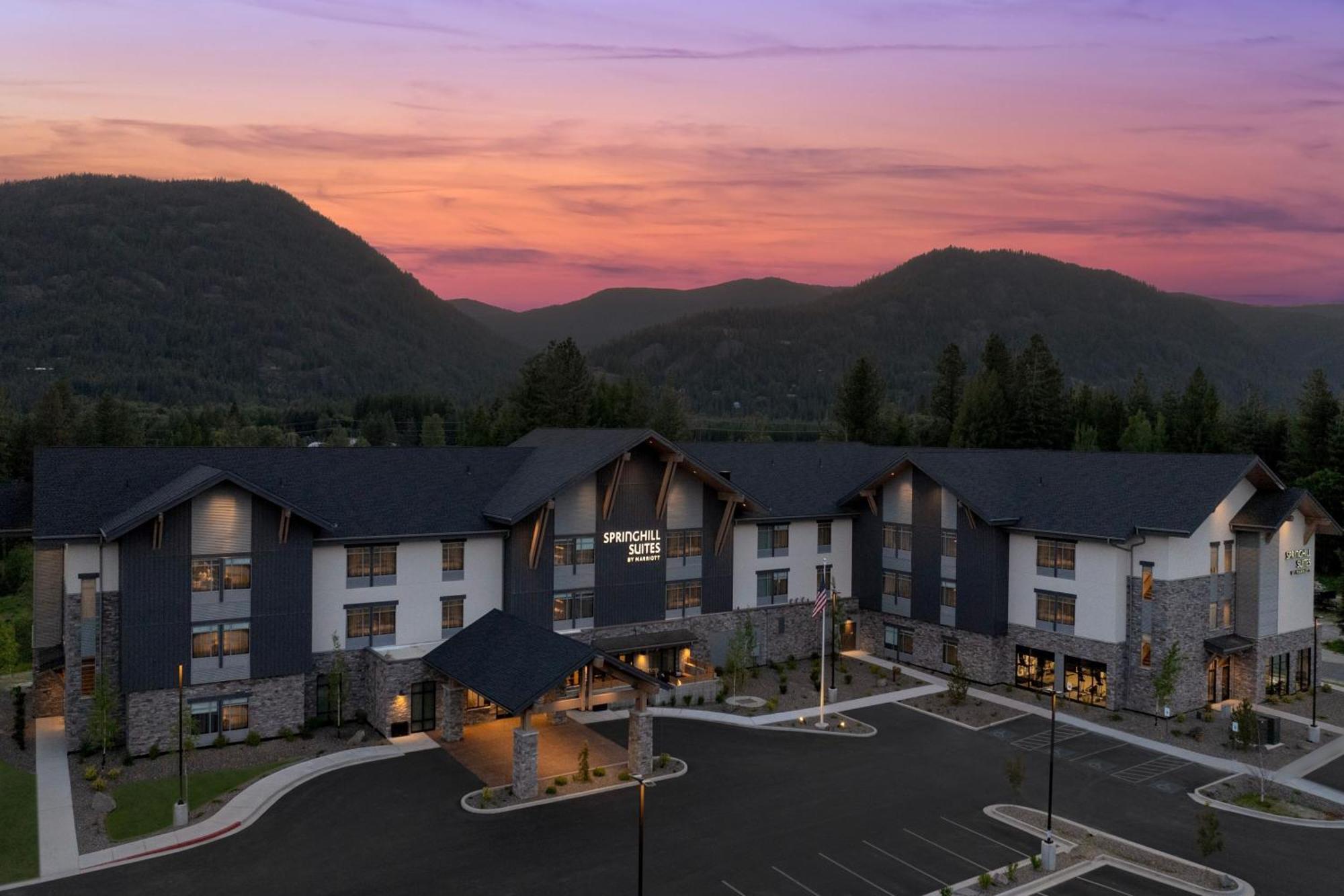 Springhill Suites By Marriott Sandpoint Exterior photo